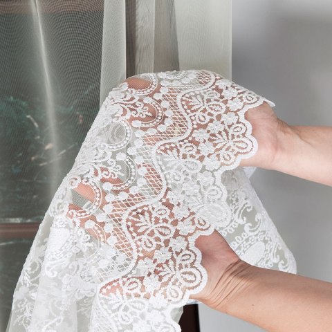 Firanka kremowa haftowana z samym dołem 121377/BIS/A12/250000/1