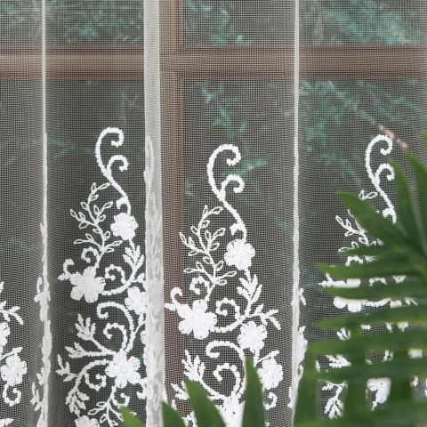 Firanka kremowa haftowana z samym dołem 121377/BIS/A12/250000/1