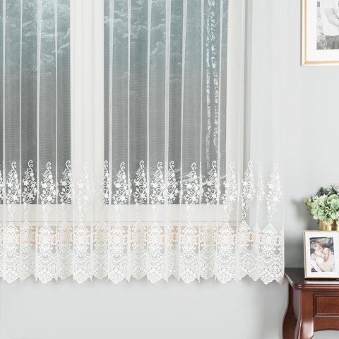 Firanka haftowana ze wzorem na samym dole, wysokość 180cm, kolor A12 kremowy 121377/BIS/A12/180000/1