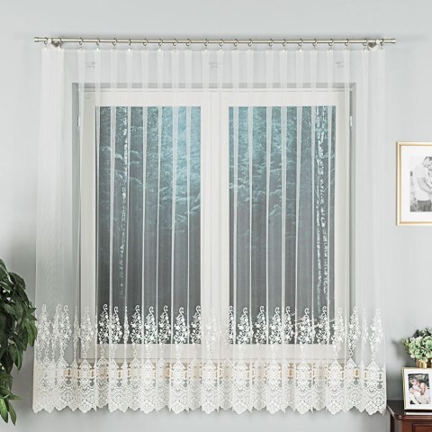 Firanka haftowana ze wzorem na samym dole, wysokość 180cm, kolor A12 kremowy 121377/BIS/A12/180000/1