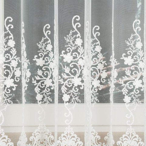 Firanka haftowana ze wzorem na samym dole, wysokość 180cm, kolor A12 kremowy 121377/BIS/A12/180000/1