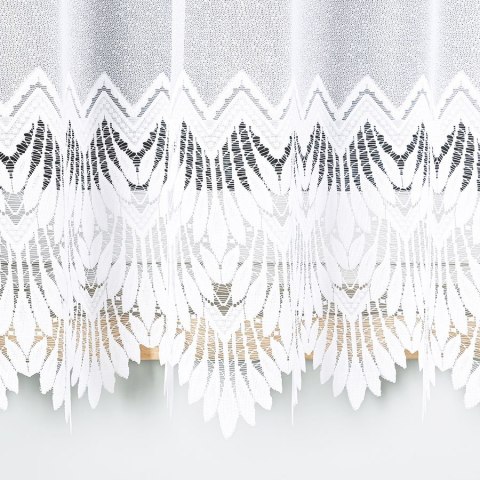 Biała firanka żakardowa o wysokości 170 cm. Wyjątkowy detal, który stworzy przytulną atmosferę w Twoim domu.
