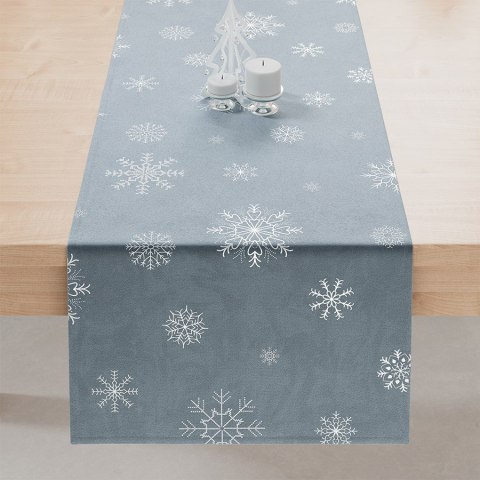 ŚNIEŻKI Bieżnik wodoodporny VELVET, 40x140cm, kolor 063 jasny niebieski ze srebrnym zdobieniem TBN001/KSP/063/040140/1