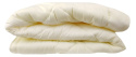 Kołdra antyalergiczna, rozmiar 135x200 cm, idealna na cały rok. Zapewnia wyjątkowy komfort snu.
