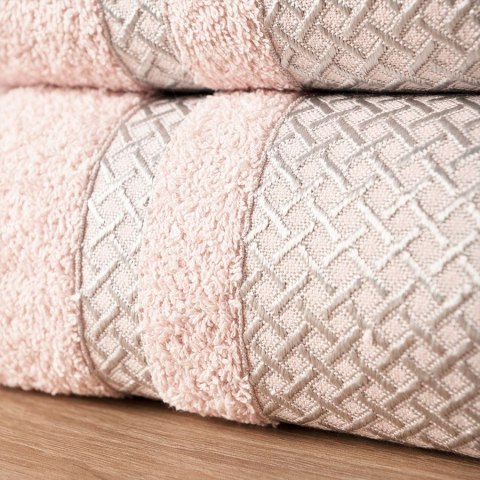 LIONEL Ręcznik, 50x90cm, kolor 119 pudrowy ze srebrną bordiurą LIONEL/RB0/119/050090/1