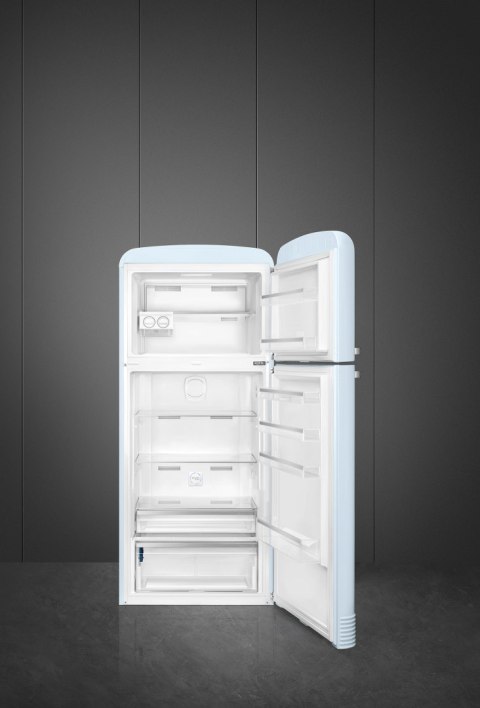 Błękitna lodówka Smeg FAB50RPB5