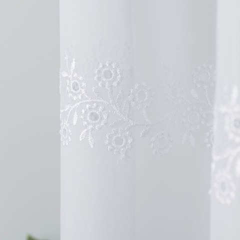 Firanka haftowana ze wzorem pasowym, wysokość 160cm, kolor 001 biały 112746/000/001/000160/1