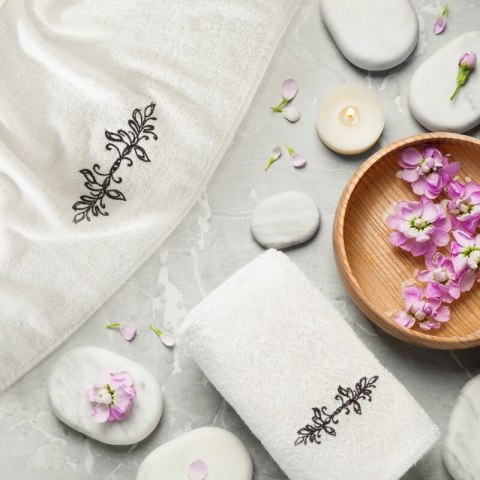 KOMPLET RĘCZNIKÓW 3 30X50 CM, 50X90 CM, 70X140 CM BIAŁY