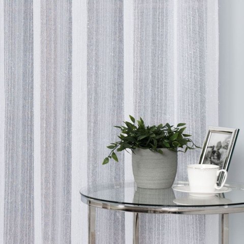 Firanka fantazyjna z ołowianką na metry 001155 wysokość 300 cm kolor biały