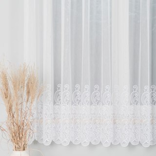 Firanka haftowana ze wzorem na samym dole, wysokość 180cm, kolor 001 biały 926122/000/001/000180/1