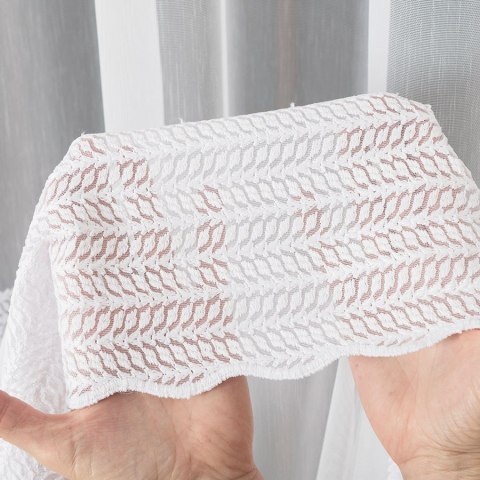 Firanka haftowana na metry 083399 wysokość 280 cm kolor biały