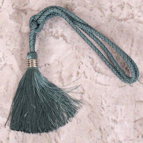 SZNUR DEKORACYJNY LARISA DŁ. 51 CM CIEMNOMIĘTOWY