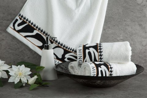 RĘCZNIK EVA6 CZARNY