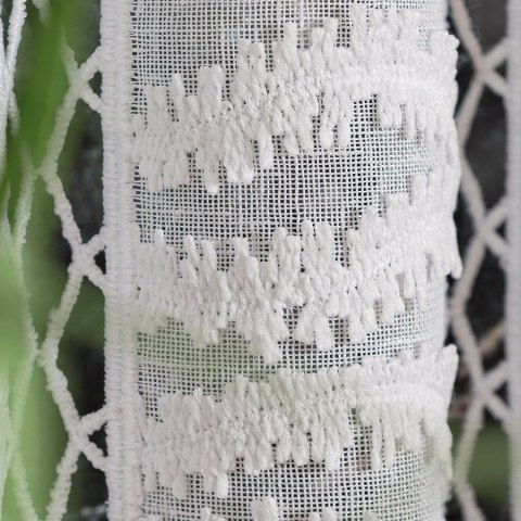 Zazdrostka haftowana panelowa na batyście, wysokość 45cm, kolor 001 biały 015633/420/001/000045/1