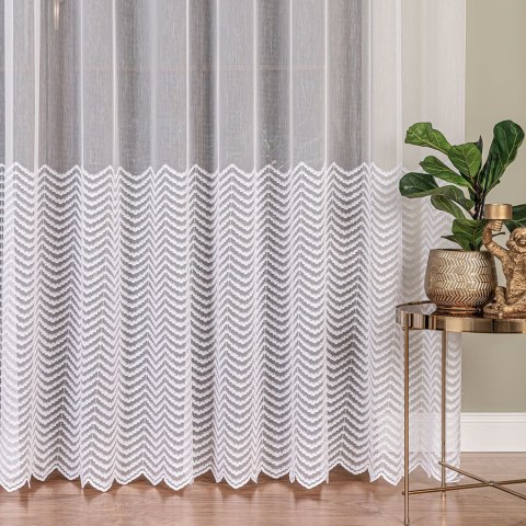 Firanka haftowana ze wzorem na samym dole, wysokość 280cm, kolor 001 biały 127376/768/001/000280/1