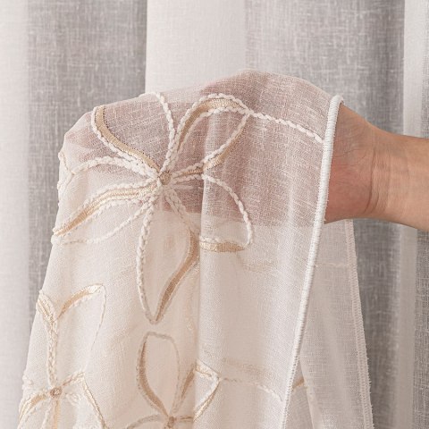 Firanka haftowana na metry 024979 wysokość 280 cm kolor krem z złotym