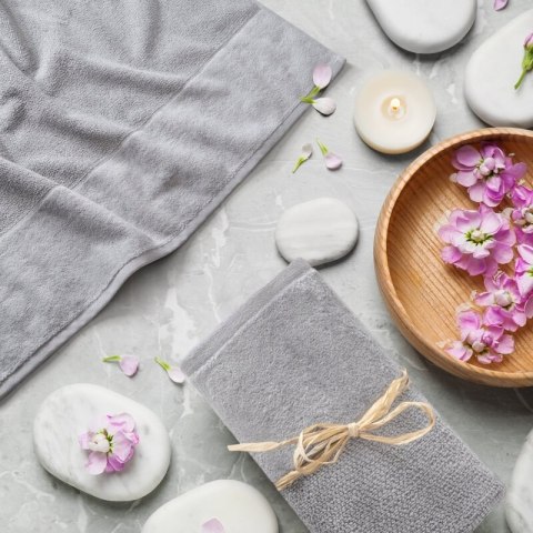 RĘCZNIK LUCY (15) 70X140 CM