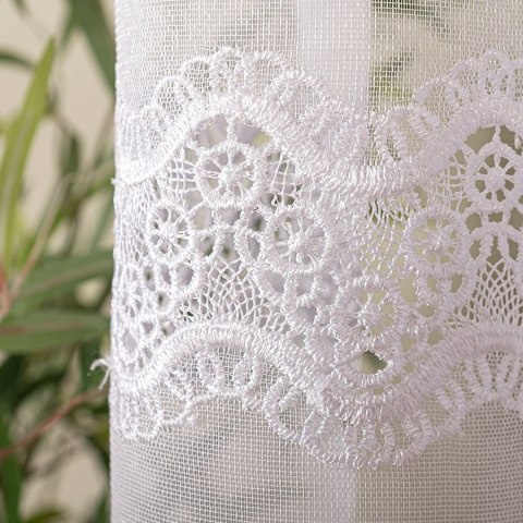 Firanka z aplikacją ze wzorem pasowym na markizecie, wysokość 175cm, kolor 001 biały 009314/433/001/000175/1