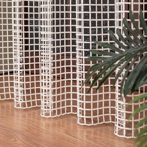 Firanka z aplikacją na markizecie ze wzorem pasowym, wysokość 280cm, kolor 202 biały z kremowym dolem 081773/433/202/000280/1