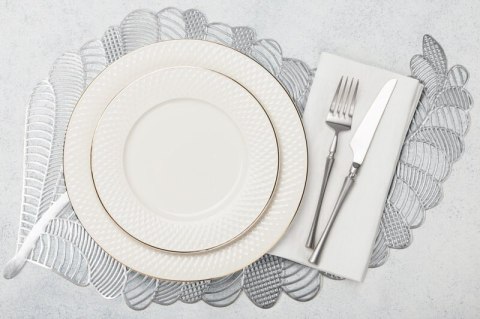 PODKŁADKA PETAL 28 X 44 CM SREBRNY