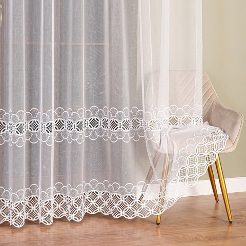 Firanka z aplikacją ze wzorem pasowym na markizecie, wysokość 280cm, kolor 001 biały 112955/433/001/000280/1