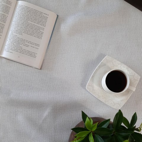 OBRUS STELLA 2 FI 180 CM BIAŁY