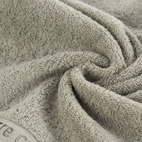 RĘCZNIK PIERRE CARDIN EVI 50 X 90 CM JASNOBEŻOWY