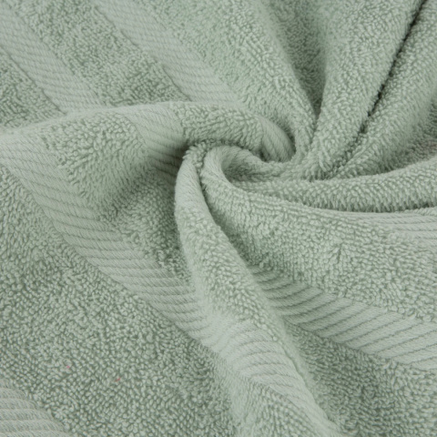 Ręcznik klasyczny MILO 100x150 cm kolor jasnomiętowy