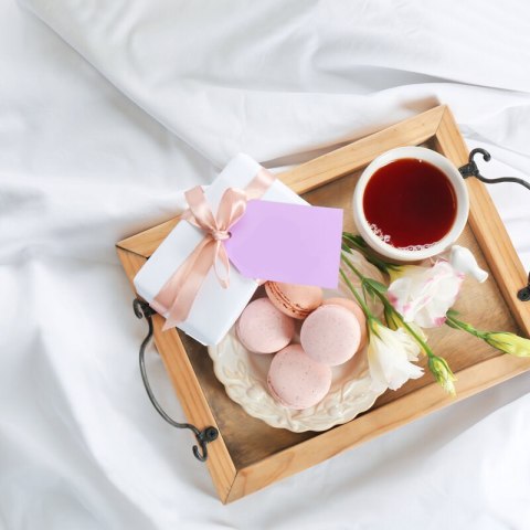 PRZEŚCIERADŁO Z GUMKĄ BASIC 180 X 200 X 30 CM BIAŁY