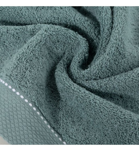 Ręcznik frotte DAISY 50x90 cm kolor miętowy