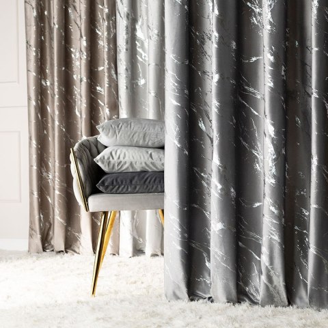 MARMA Zasłona gotowa na przelotkach, szerokość 140cm x wysokość 250cm, kolor 005 jasny szary ze srebrnym nadrukiem na VELVI TD00