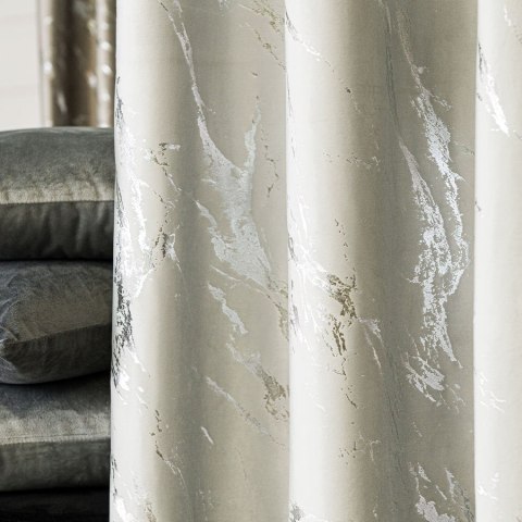 MARMA Zasłona gotowa na przelotkach, szerokość 140cm x wysokość 250cm, kolor 021 pastelowy szary ze srebrnym nadrukiem na VELVI 