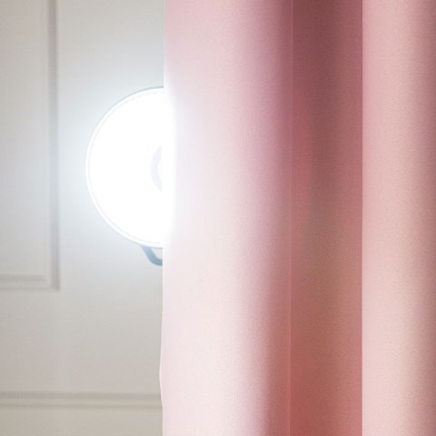 Zasłona gotowa typu blackout na przelotkach, szerokość 140cm x wysokość 250cm, kolor 794 pastelowy różowy TD0015/ZGP/794/140250/