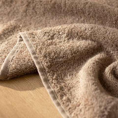 HARRY Ręcznik, 70x140cm, kolor 002 ciemny beżowy R00010/RB0/002/070140/1