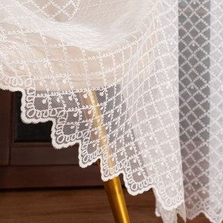 Firanka żakardowa ze wzorem po całośc, wysokość 250cm, kolor 001 biały 131010/000/001/000250/1