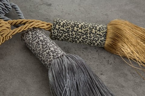 SZNUR DEKORACYJNY AMELIA 73 CM STALOWY