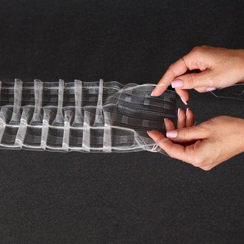 PREMIUM Taśma smok (sznurek transparentny) lub ołówek (sznurek biały) 10cm, marszczenie 1:2 transparentna 17.100.200.3/2 TASMAP/