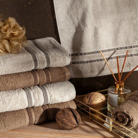 RĘCZNIK DINA (08) 70 X 140 CM CIEMNOZIELONY