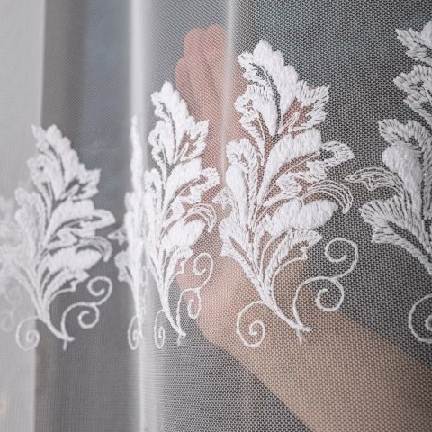 Firanka haftowana na metry FH0046 wysokość 300 cm kolor biały