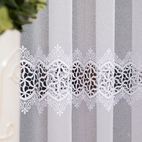 Firanka z aplikacją, wysokość 175cm, kolor 001 biały 009423/433/001/000175/1