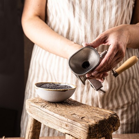 MASZYNKA MŁYNEK DO MIELENIA MAKU ORZECHÓW KINGHOFF KH-1952