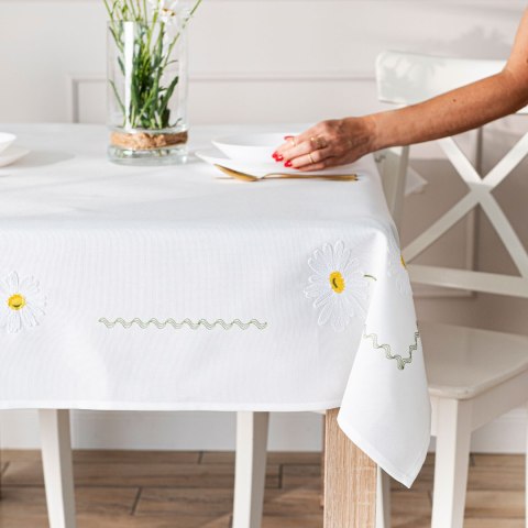 SUMMER Obrus z haftem, szerokość 140cm x wysokość 180cm, kolor 001 biały 192037/KSP/L01/140180/1