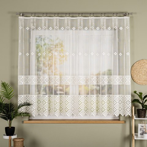 Firanka żakardowa ze wzorem po całości, wysokość 155cm, kolor 025 kremowy 011450/000/025/000155/1
