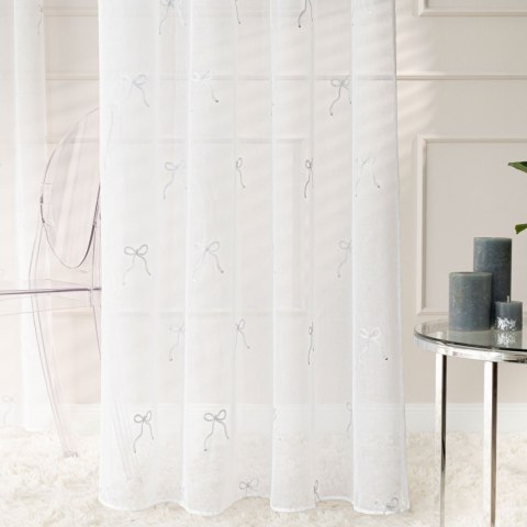 KOKARDKA Firanka haftowana w kokardki na etaminie, wysokość 290cm, kolor 001 biały ze srebrnym KOKARD/OLO/001/000290/1