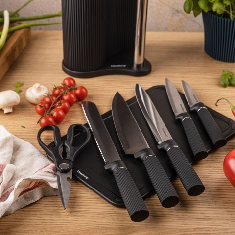 ZESTAW NOŻY W STOJAKU Z DESKĄ I CHWYTEM NA RĘCZNIK KLAUSBERG KB-7978