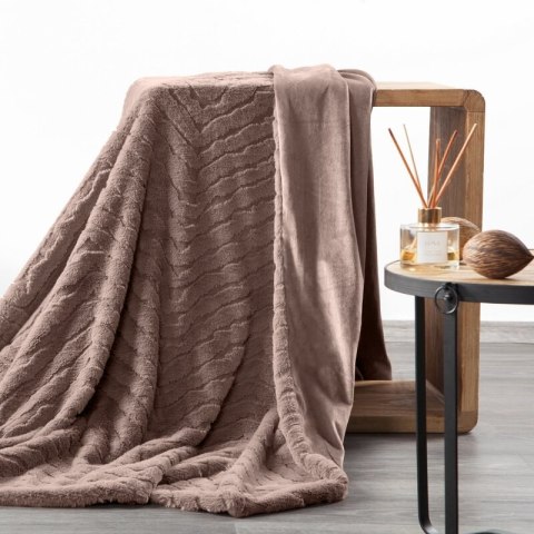 KOC KATE 150 X 200 CM CIEMNOBEŻOWY