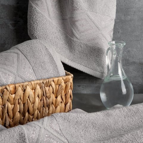 RĘCZNIK AZARI (01) 50 X 90 CM KREMOWY