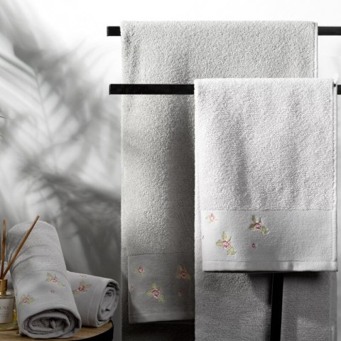 RĘCZNIK DALIA (02) 70 X 140 CM SREBRNY