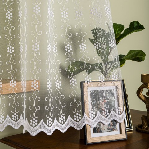 Firanka haftowana na metry FH0037 wysokość 170 cm kolor biały