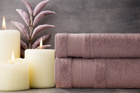 KOMPLET RĘCZNIKÓW APRIL 46 X 36 X 7 CM KREMOWY